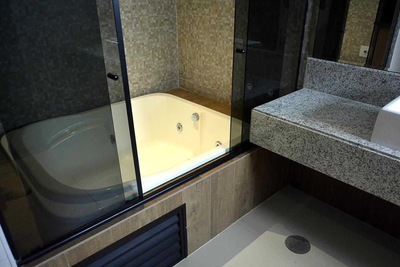 Pituba Praiamar Hotel サルバドール エクステリア 写真